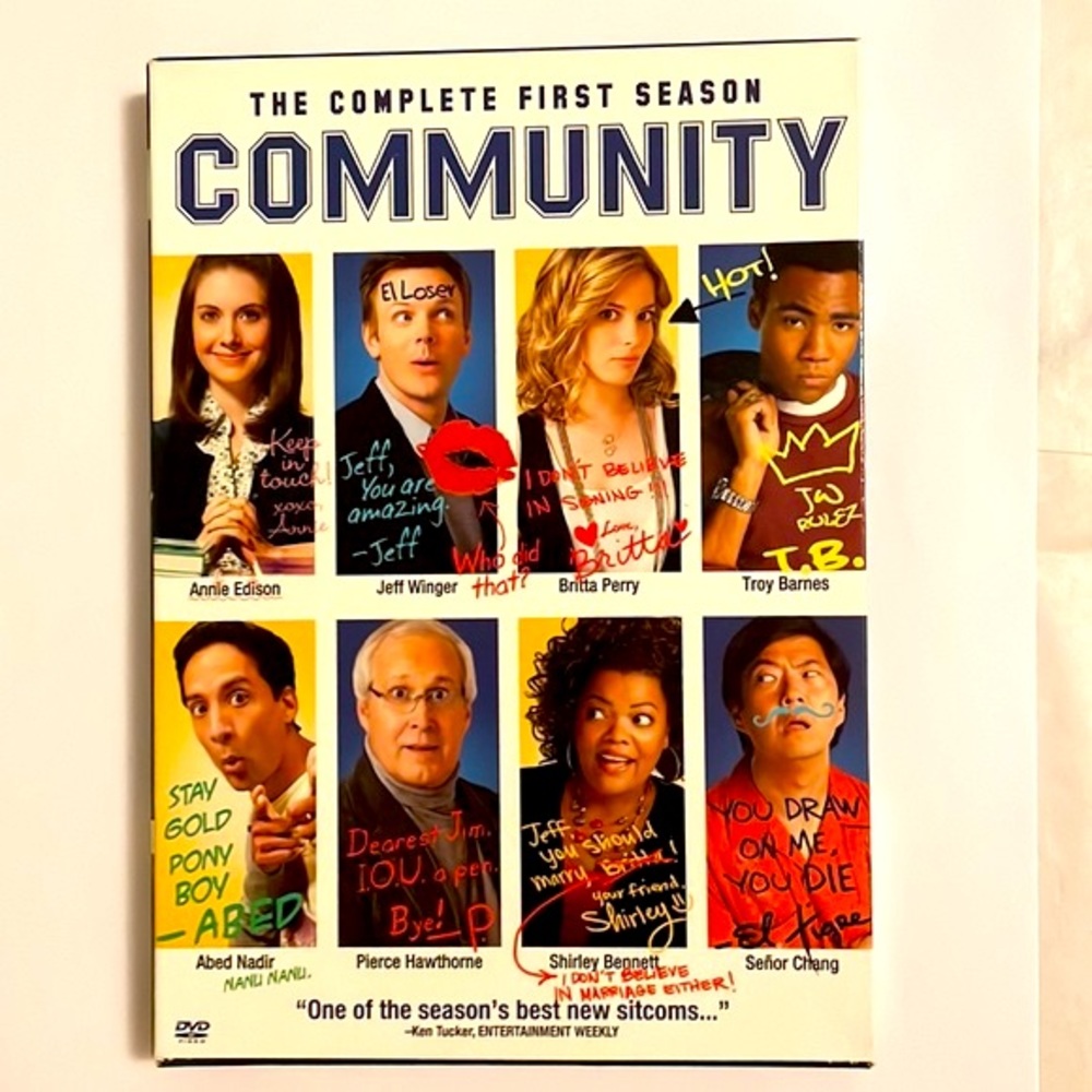 3/$30 Community series, The Complete First Season TV Show DVD ( 4 Disks)